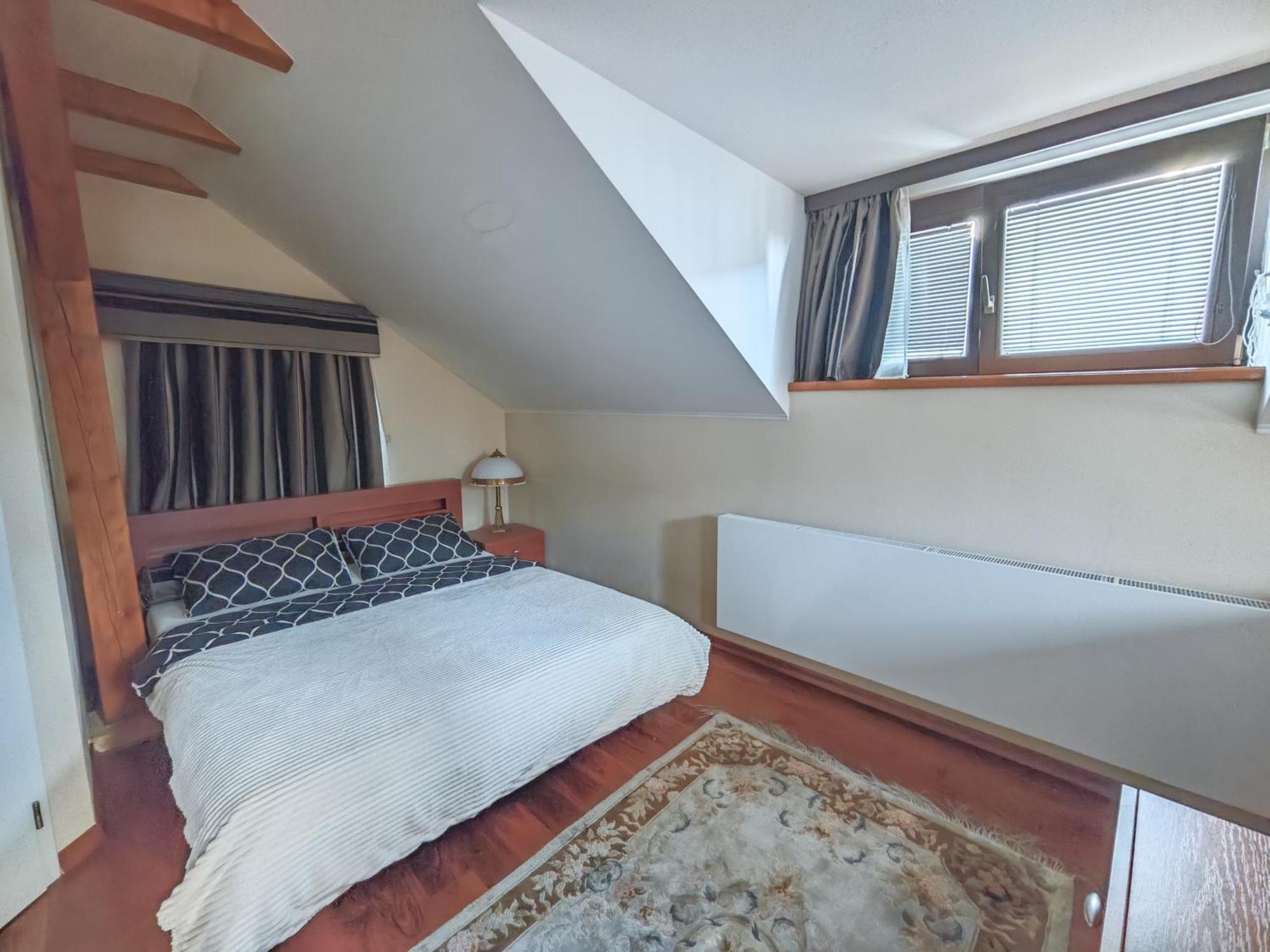 Unique Location With Hot-tub, Terrace And Garden Prag