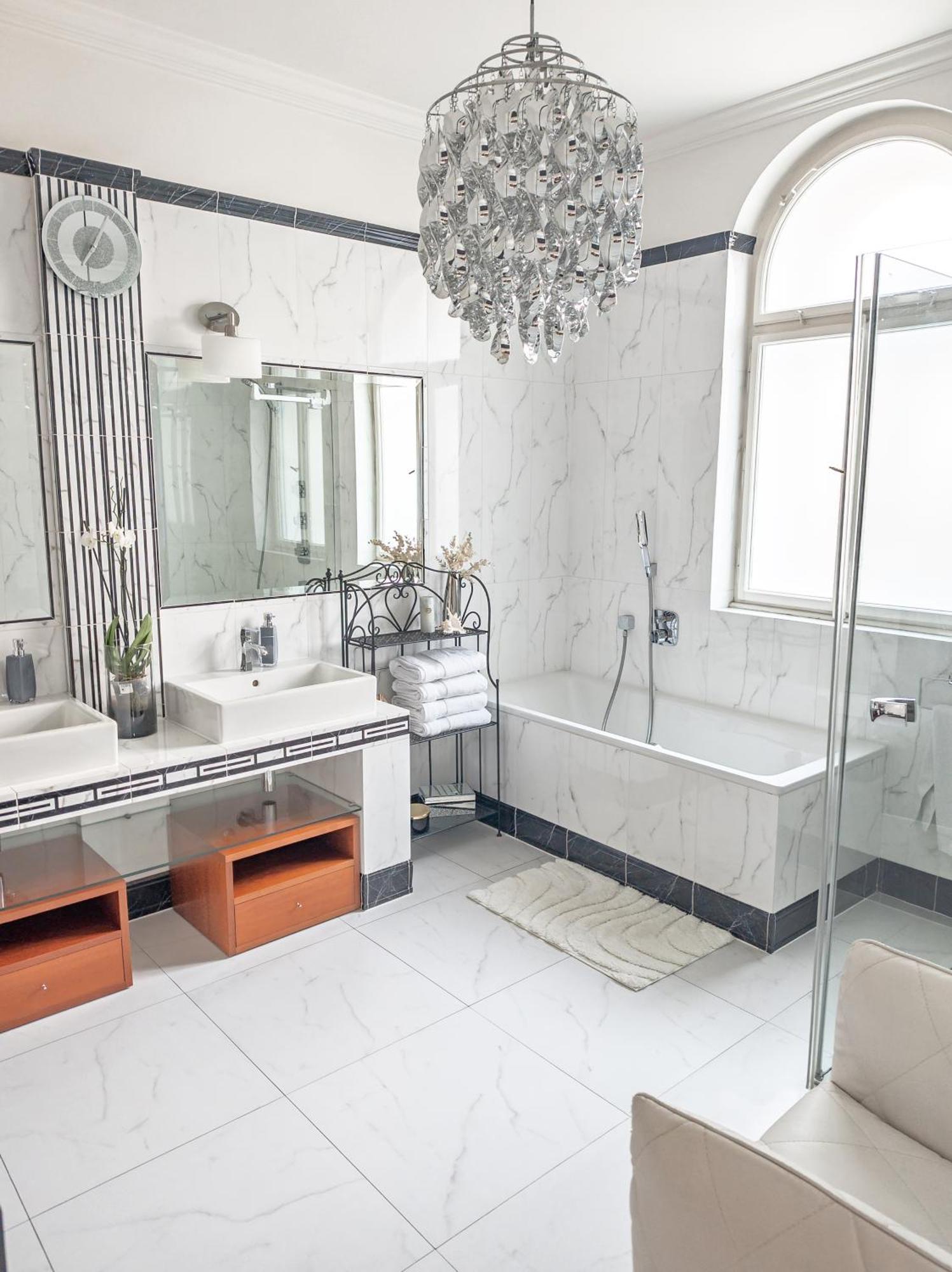Vila Unique Location With Hot-tub, Terrace And Garden
